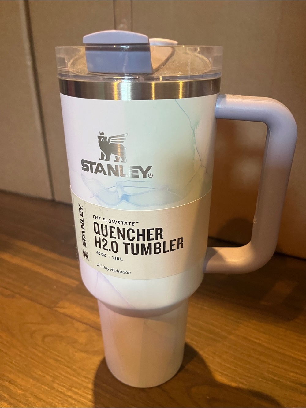 Stanley Quencher H2.0 Tumbler in pale lavender and white
